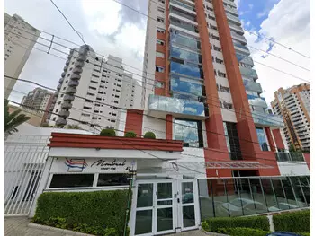 Apartamento à venda em leilão