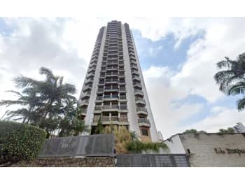 Apartamento à venda em leilão