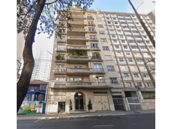 Apartamento à venda em leilão