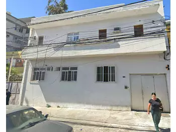 Prédio à venda em leilão