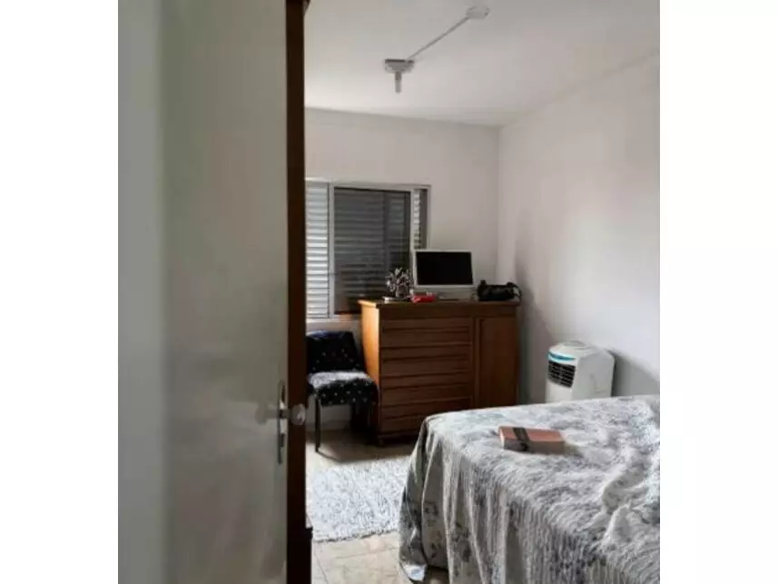 Apartamento à venda em leilão - foto 2