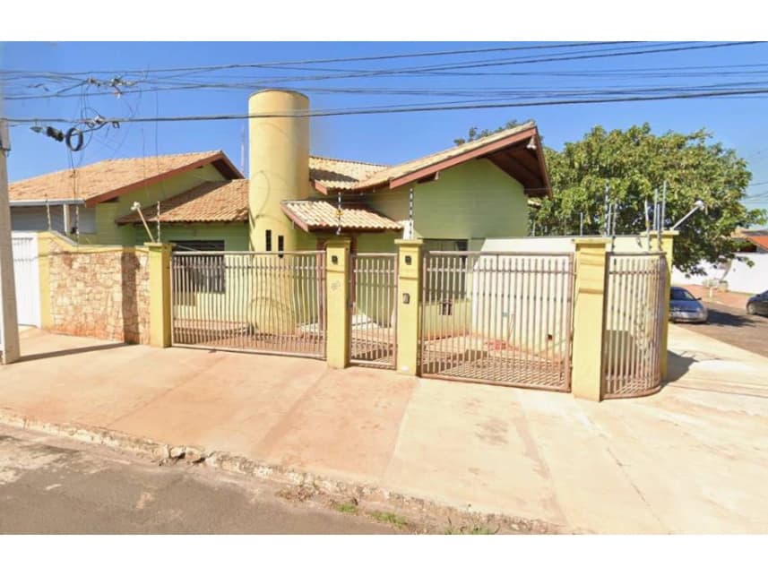 Casa à venda em leilão - foto 4