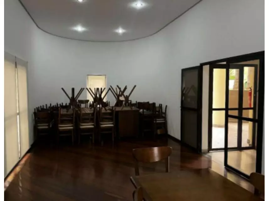 Apartamento à venda em leilão - foto 2