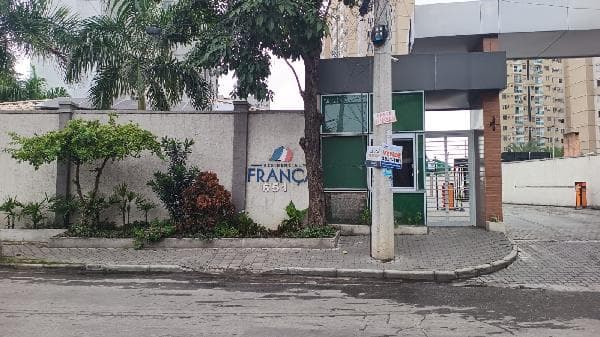 EDÍFICIO RESIDENCIAL FRANÇA