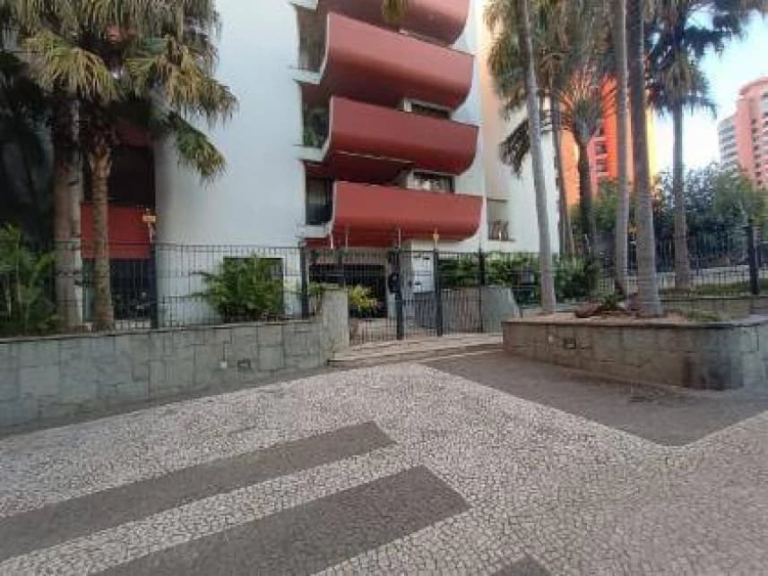 Apartamento à venda em leilão - foto 2