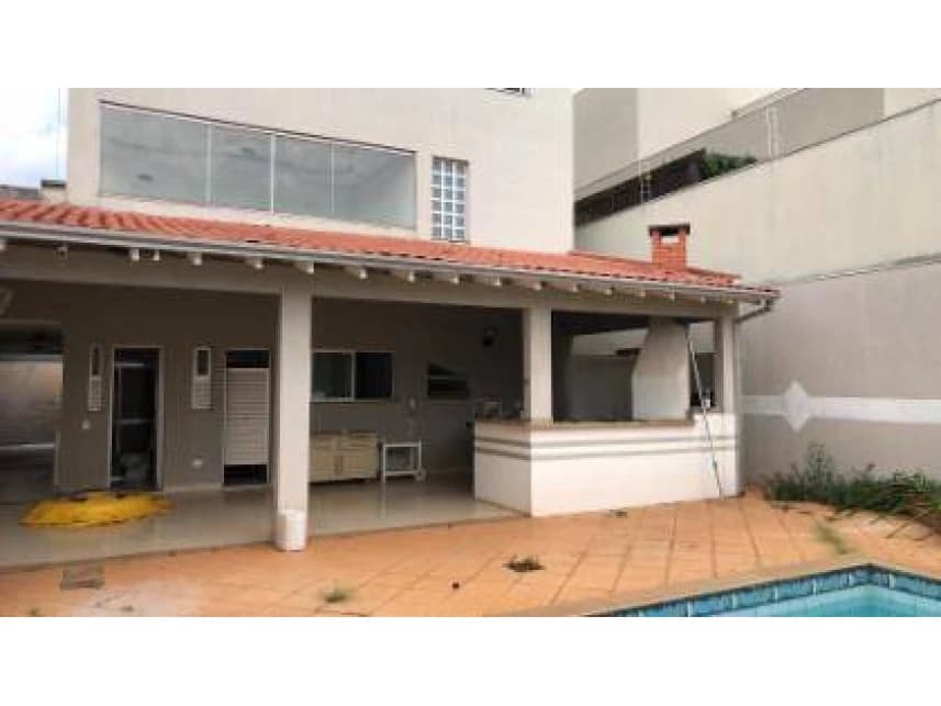 Casa à venda em leilão - foto 3