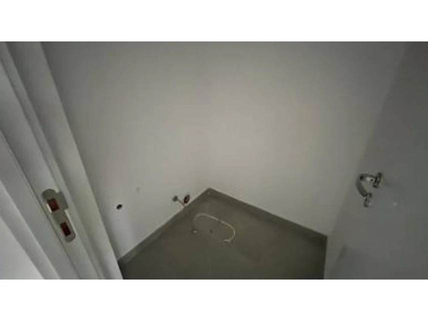 Sala Comercial à venda em leilão - foto 3