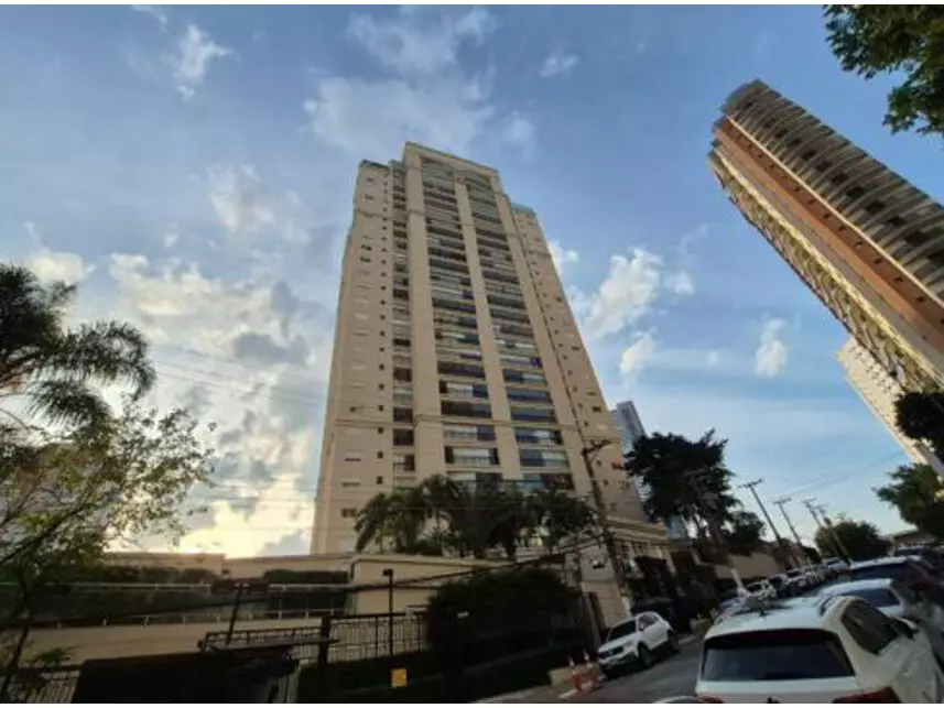 Apartamento à venda em leilão