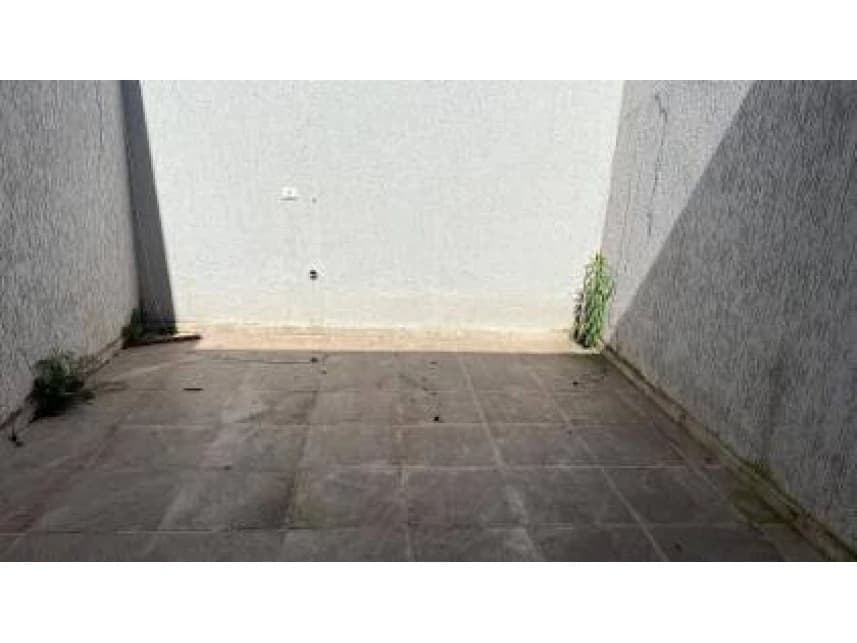 Casa à venda em leilão - foto 3