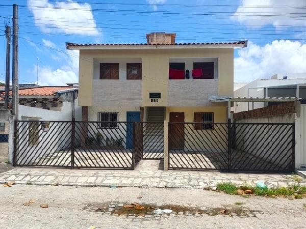 RES ULTIFAMILIAR RIBEIRO MOURA III