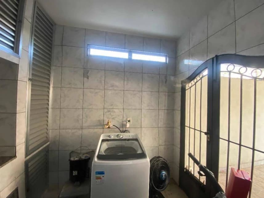 Casa à venda em leilão - foto 3