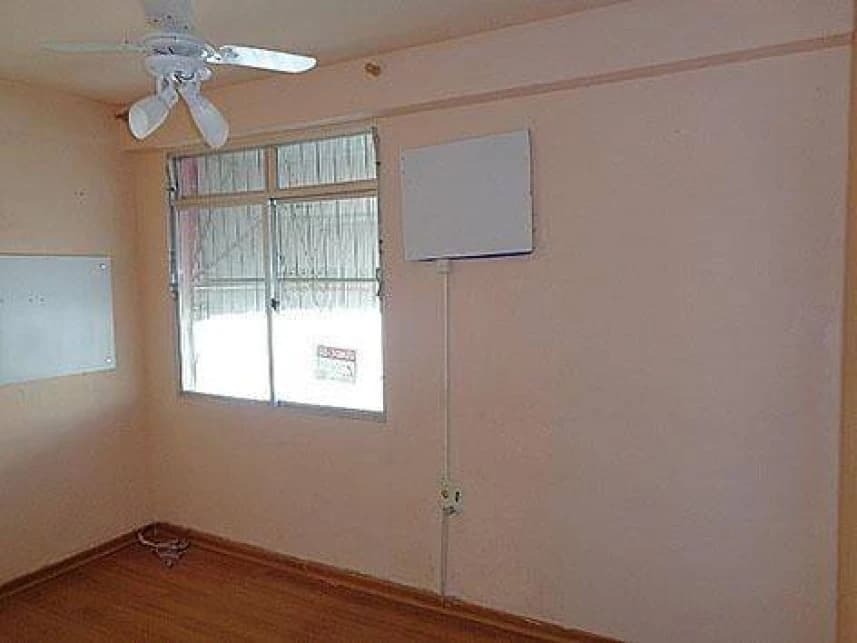 Apartamento à venda em leilão - foto 3