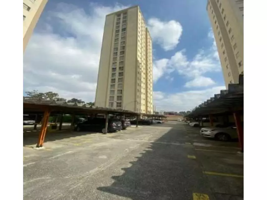 Apartamento à venda em leilão - foto 3
