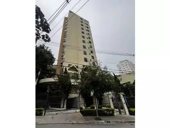 Apartamento à venda em leilão