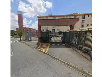 Apartamento à venda em leilão
