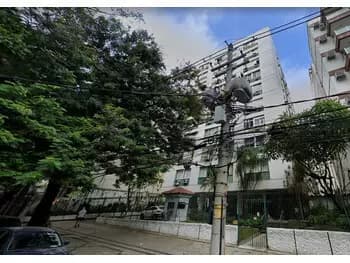 Apartamento à venda em leilão